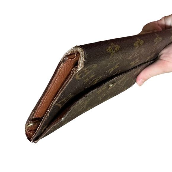 Louis Vuitton Vintage Monogram Brown Wallet - Picture 7 of 8
